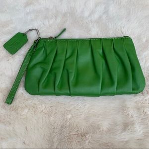 Barneys New York wristlet 💚